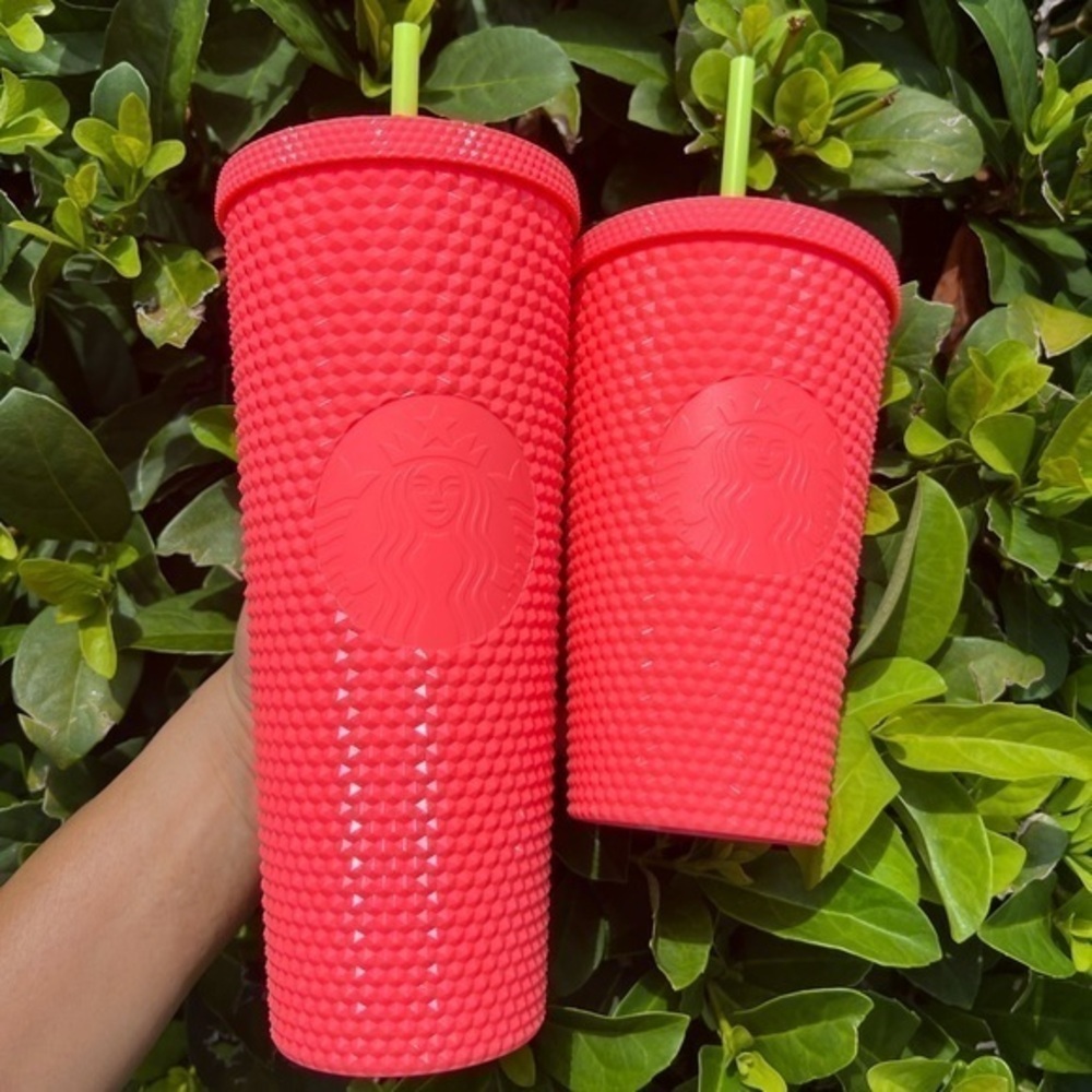 Starbucks Dragonfruit tumbler set